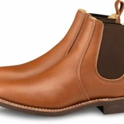 Port Northampton Women's Red Wing 6