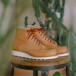 Port Northampton Women's Red Wing 6" Moc Toe - Tan Boundary Leather WOMAN