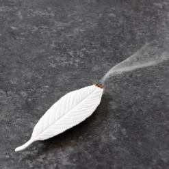 Port Northampton MAN HA KO Paper Incense - Single Leaf