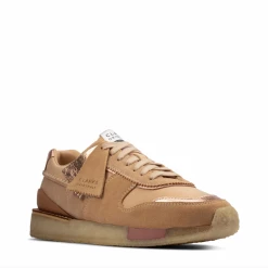 Port Northampton Women's Clarks Originals Tor Run - Tan Combi WOMAN