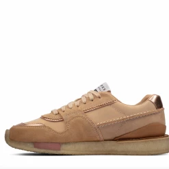 Port Northampton Women's Clarks Originals Tor Run - Tan Combi WOMAN