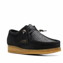 Port Northampton WOMAN Women's Clarks Wallabee - Black Raffia