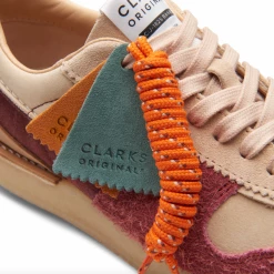 Port Northampton WOMAN Women's Clarks Torrun - Dark Pink Combination