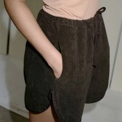 Port Northampton WOMAN Baserange Douglas Short -fovea Brown